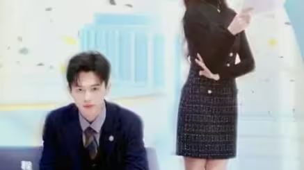 幸運(yùn)雙寶：爹地每天都在裝(閃婚：首富怎么和我老公一個(gè)樣)(全集)